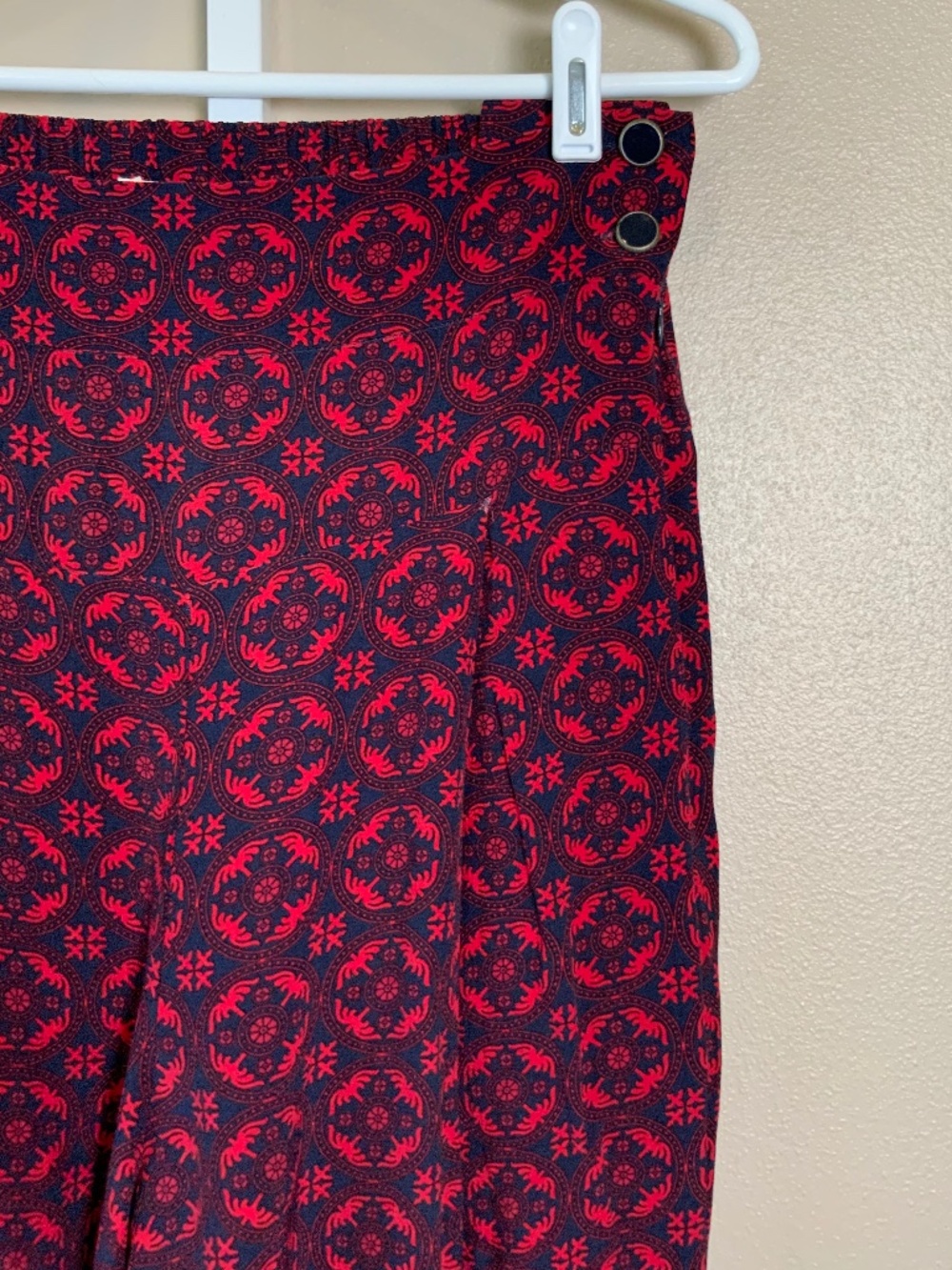 Anthropologie Printed Harem Pants - Picture 9 of 16